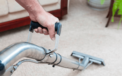 Hiring a Professional Carpet Cleaner vs. DIY Carpet Cleaning